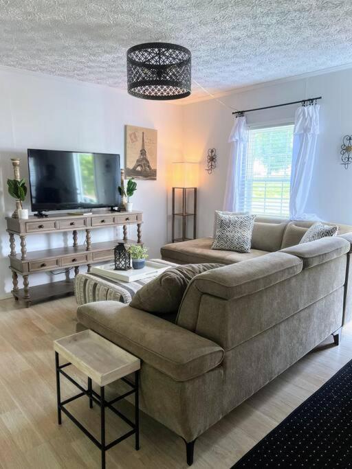 Beautiful Stylish 3 Bedroom Home In Greenville Exterior foto
