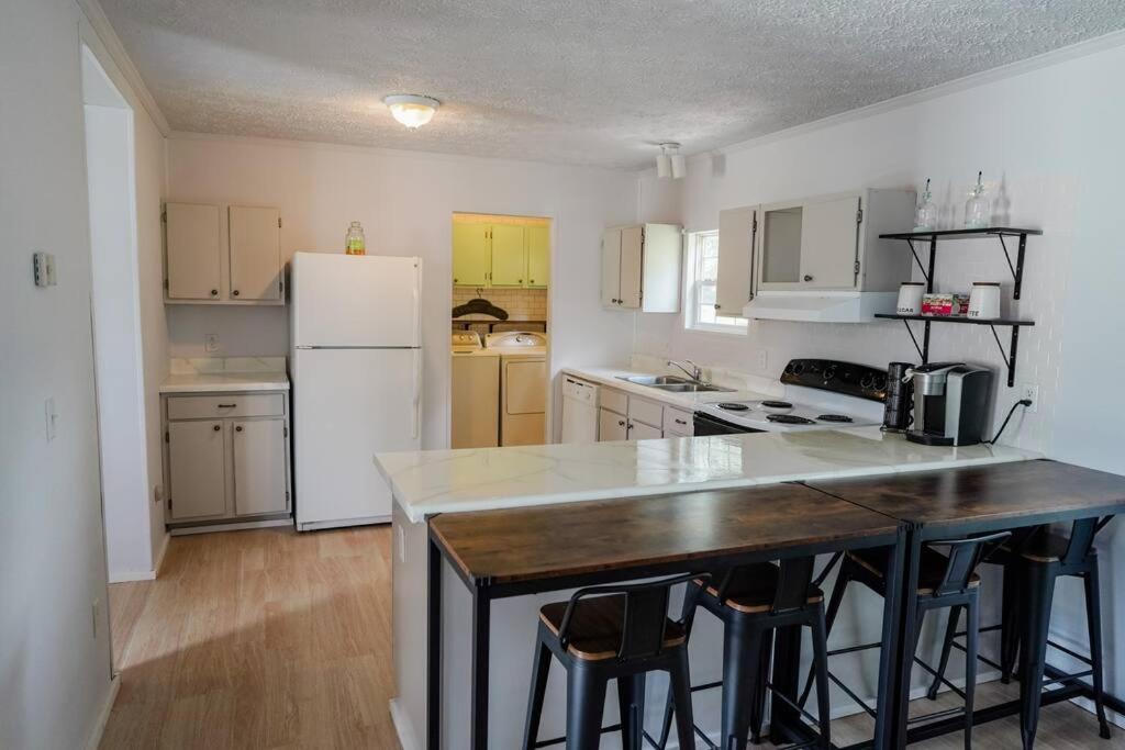 Beautiful Stylish 3 Bedroom Home In Greenville Exterior foto